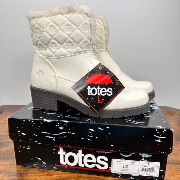 Totes waterproof faux fur lined winter boots Size 9 Cabincore Ivory quilted - Picture 3 of 12